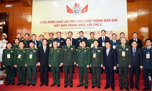 Вьетнам и Китай подтверждают решимость строить общую мирную и дружескую границу - ảnh 1